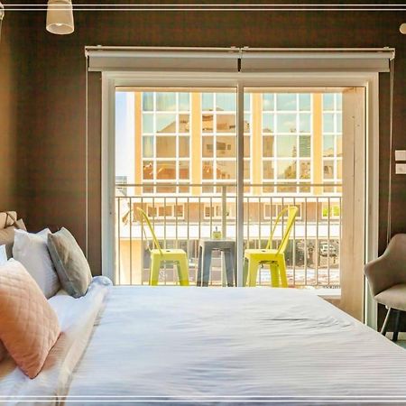 Beach Boutique Hotel And Spa By Tlv Hotels Tel Aviv Bagian luar foto