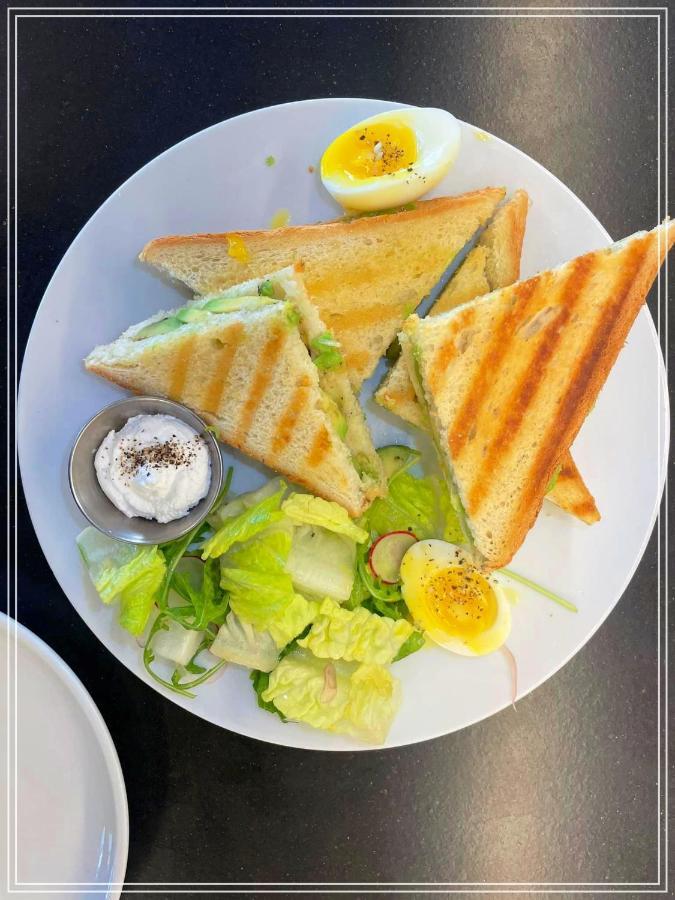 Beach Boutique Hotel And Spa By Tlv Hotels Tel Aviv Bagian luar foto