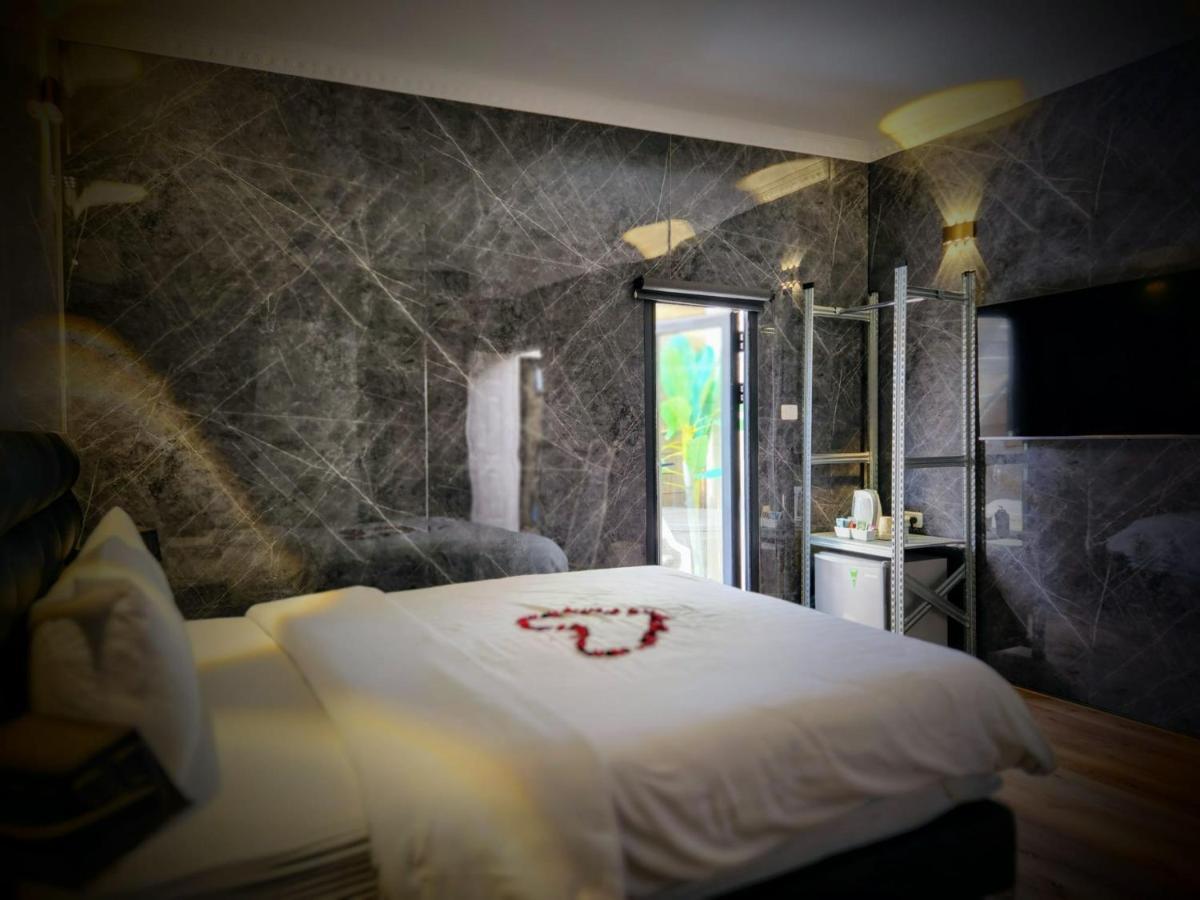 Beach Boutique Hotel And Spa By Tlv Hotels Tel Aviv Bagian luar foto