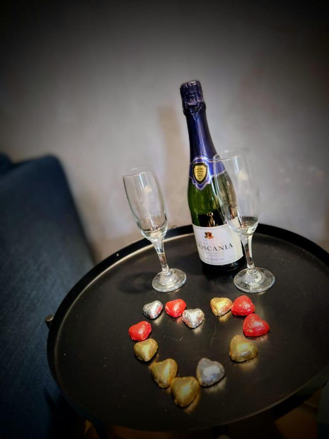 Beach Boutique Hotel And Spa By Tlv Hotels Tel Aviv Bagian luar foto
