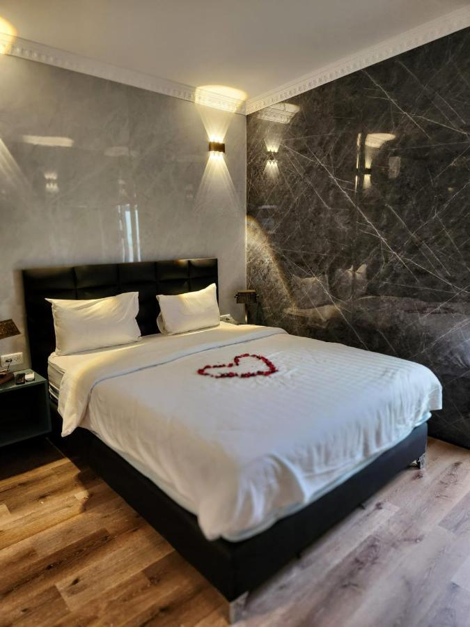 Beach Boutique Hotel And Spa By Tlv Hotels Tel Aviv Bagian luar foto