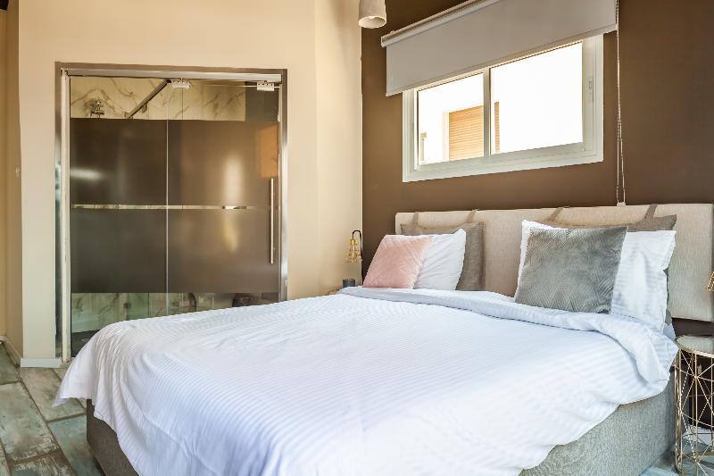 Beach Boutique Hotel And Spa By Tlv Hotels Tel Aviv Bagian luar foto