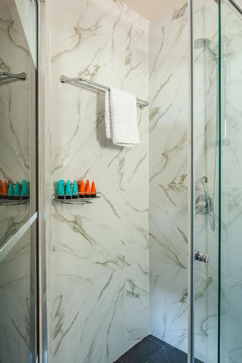 Beach Boutique Hotel And Spa By Tlv Hotels Tel Aviv Bagian luar foto